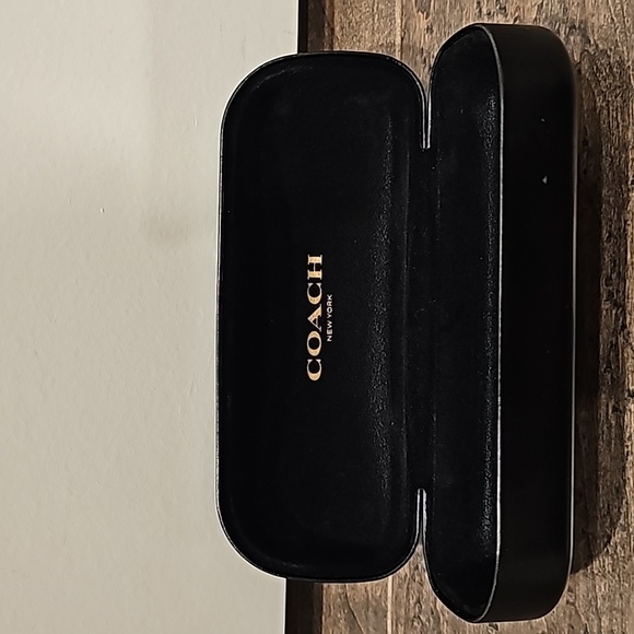 Coach Hardshell Black Leather Eyeglass/Sunglass Clamshell Case - Picture 5 of 7